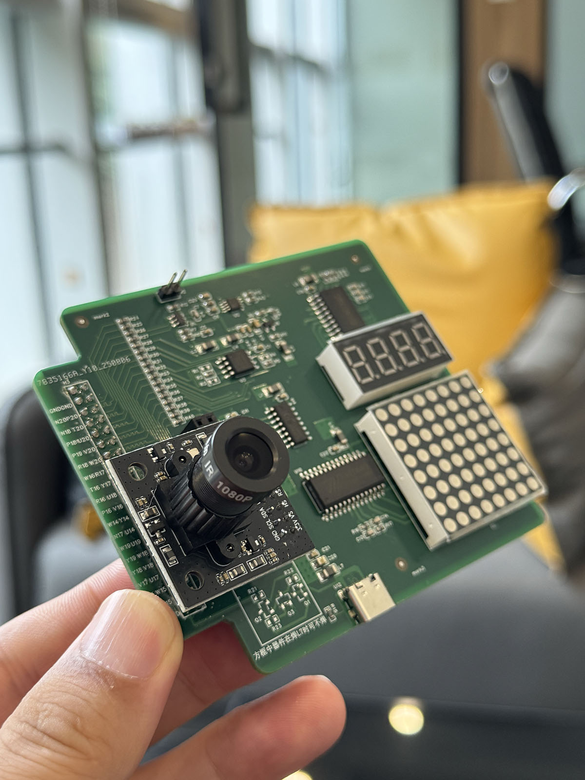 LED阵列与数码管外设示例