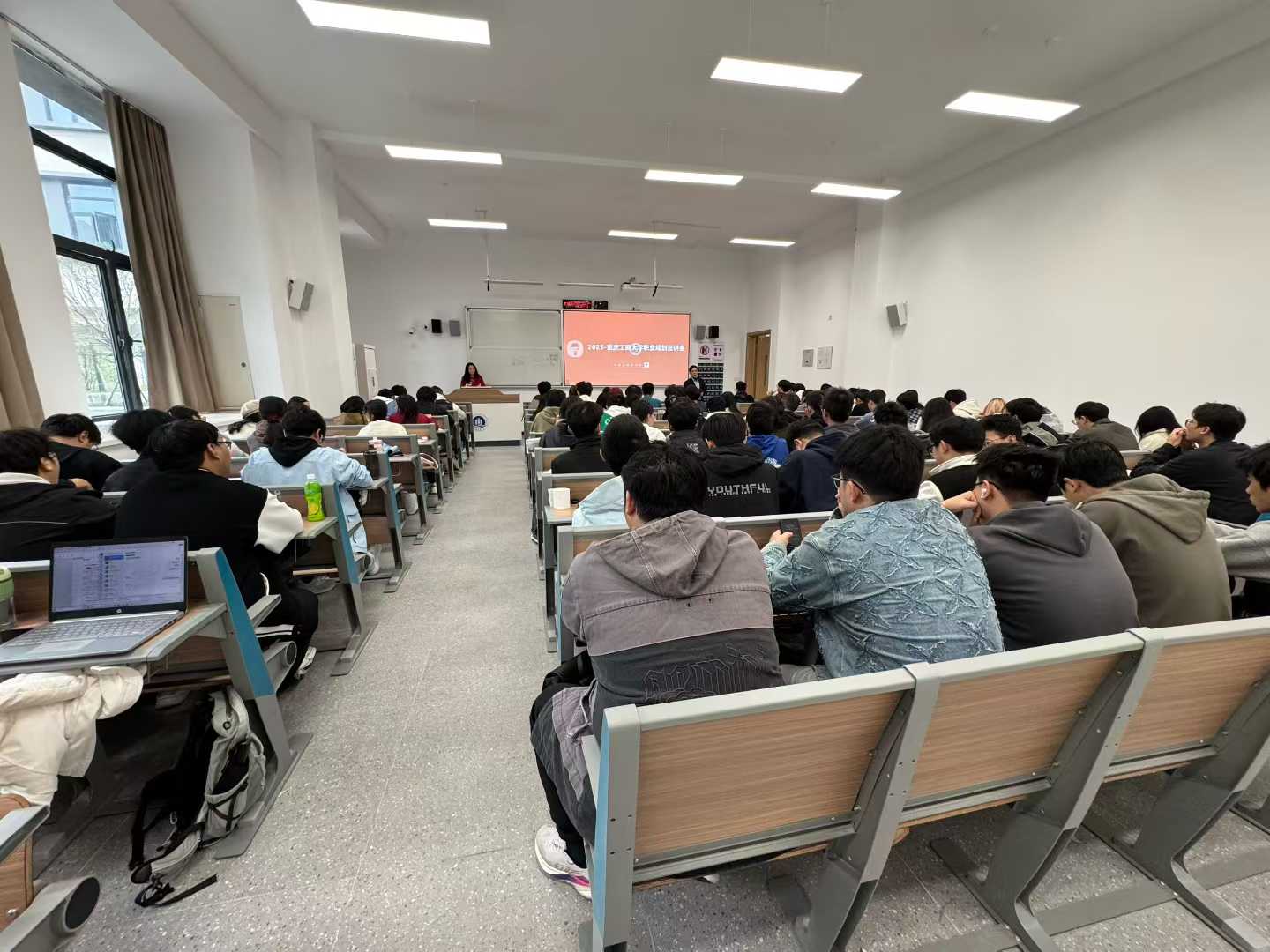 FPGA technology lecture in university classroom